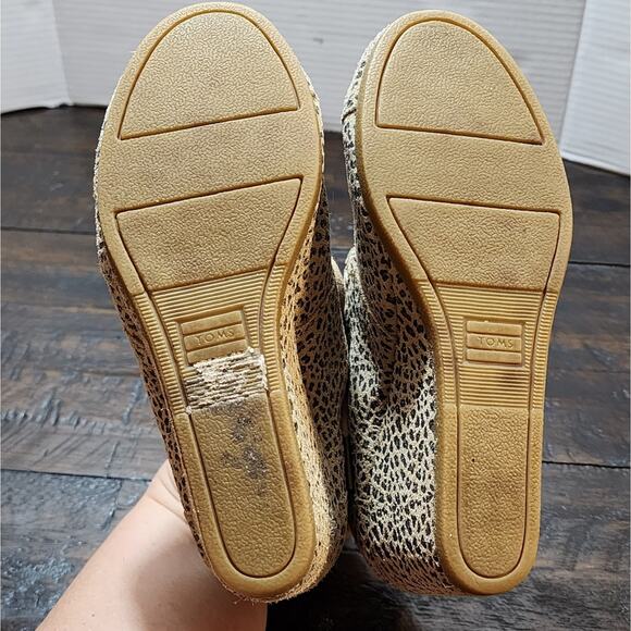 Toms leopard cheetah print Wedge heel boots Booties women's size 6 - Picture 6 of 7